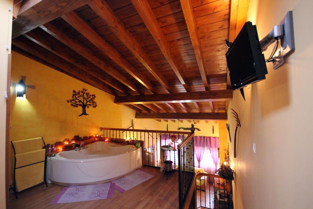 Casa Rural Luna Rosa Lancharejo Eksteriør bilde